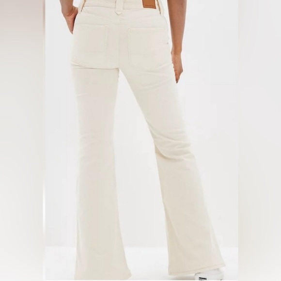 American Eagle Festival Flares Cream Corduroy - Picture 2 of 6